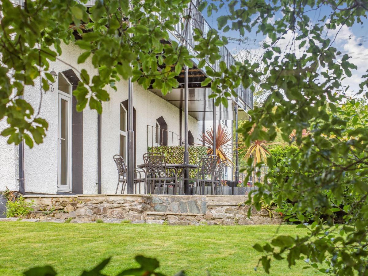 Menai View Llanfairpwllgwyngyll Exterior foto